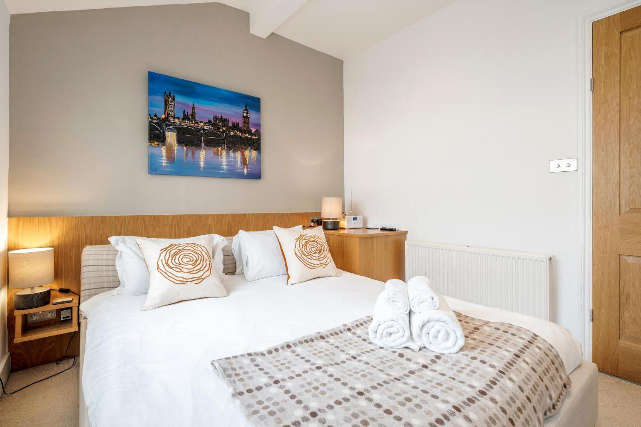 Апартаменты Luxurious Mews House Next To Hyde Park Лондон Экстерьер фото